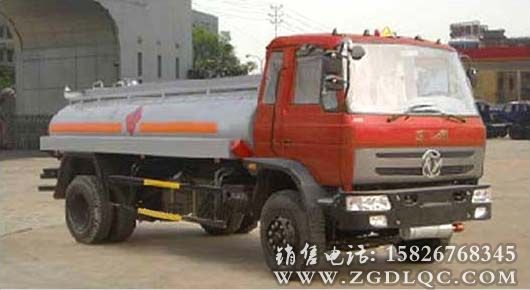 東風(fēng)EQ1080加油車 東風(fēng)EQ1080加油車